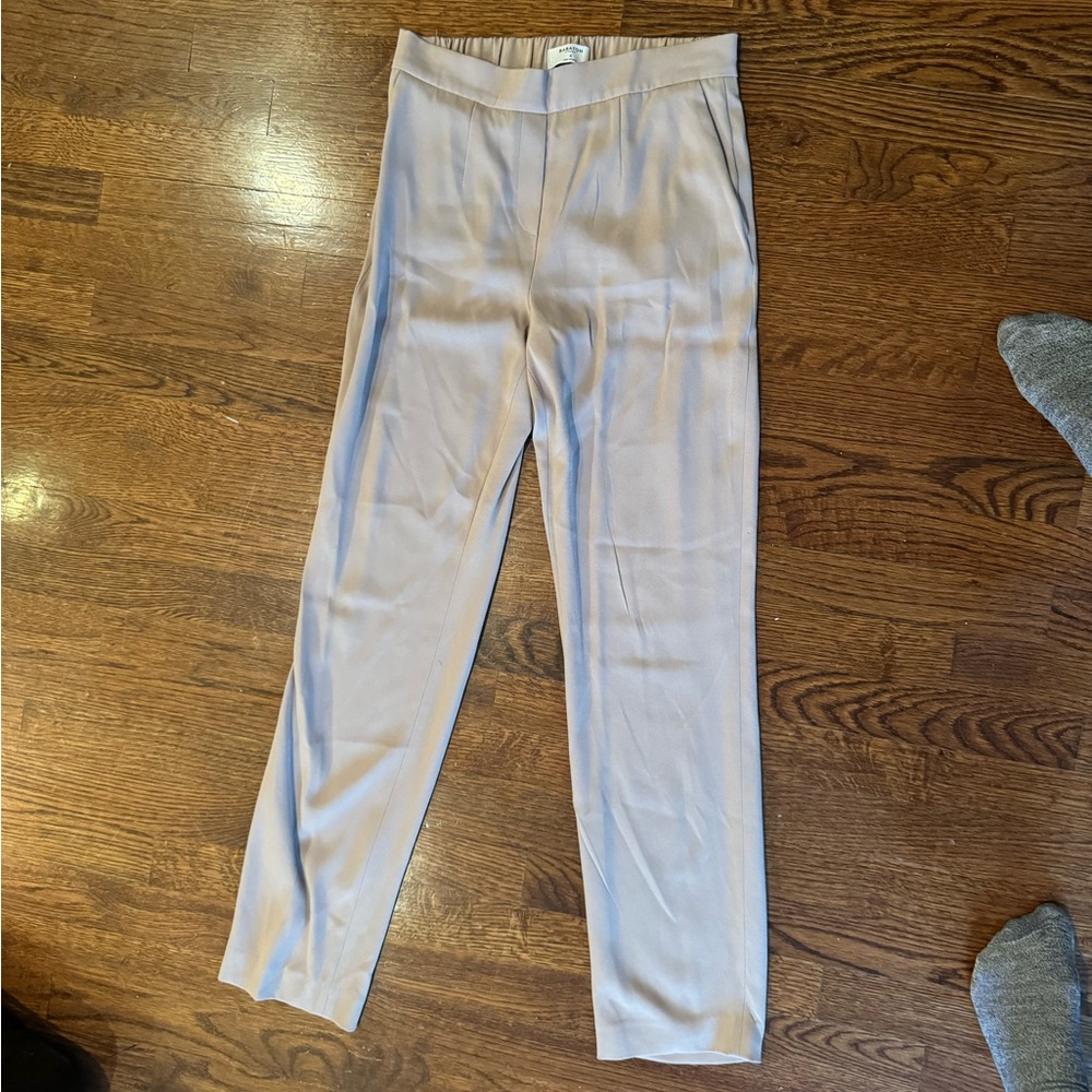 Women’s aritzia babaton size 2 pants